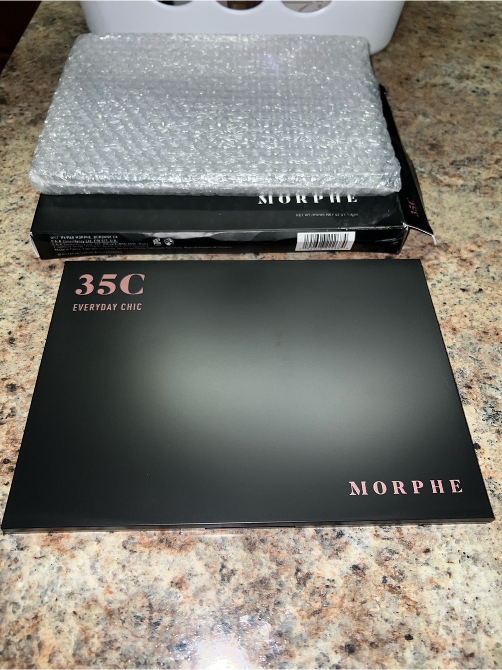 Morphe Eyeshadow Palette in Black Packaging
